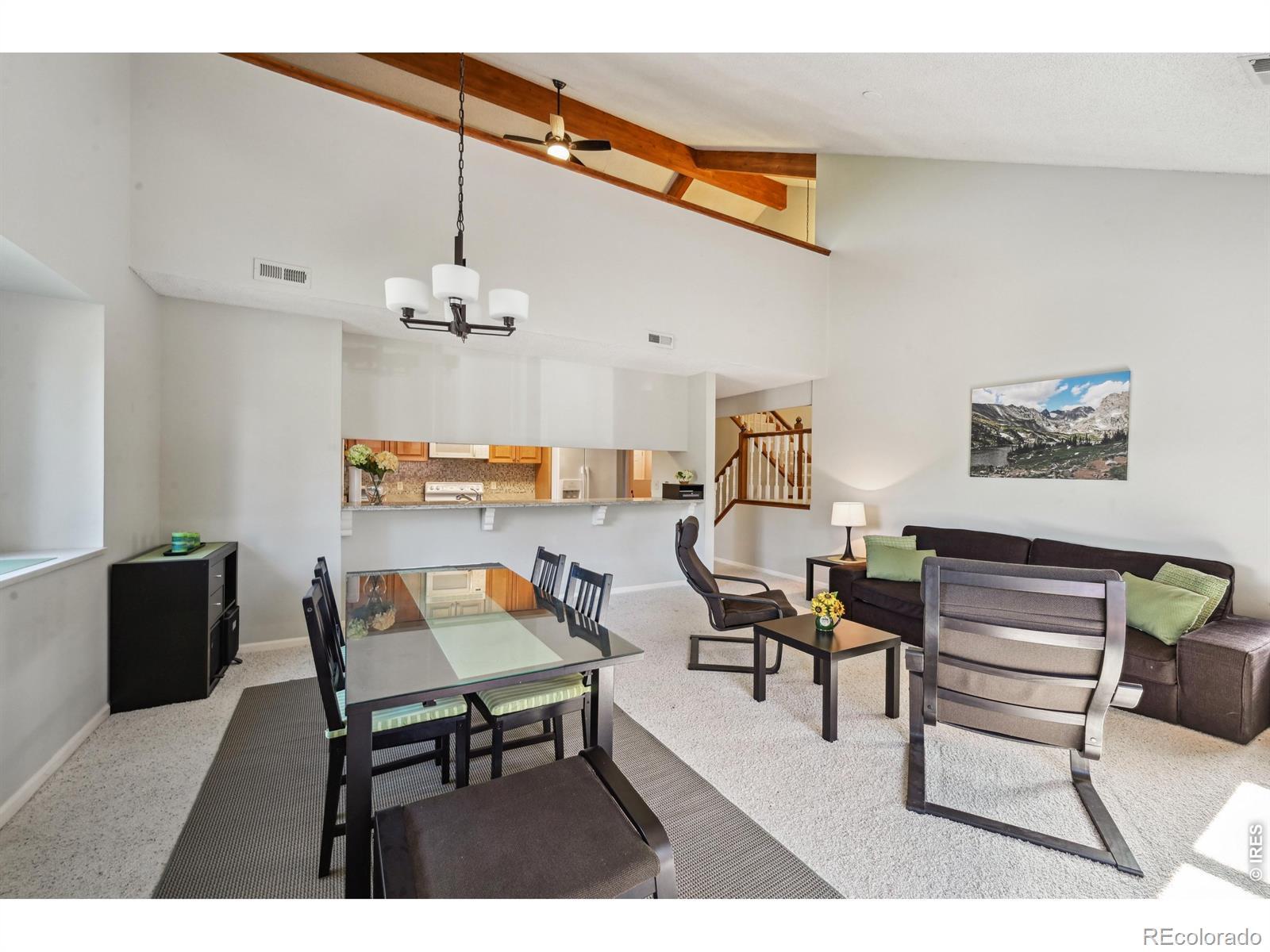 Image 2: Living area to Kitchen Image 2: Living area to Kitchen