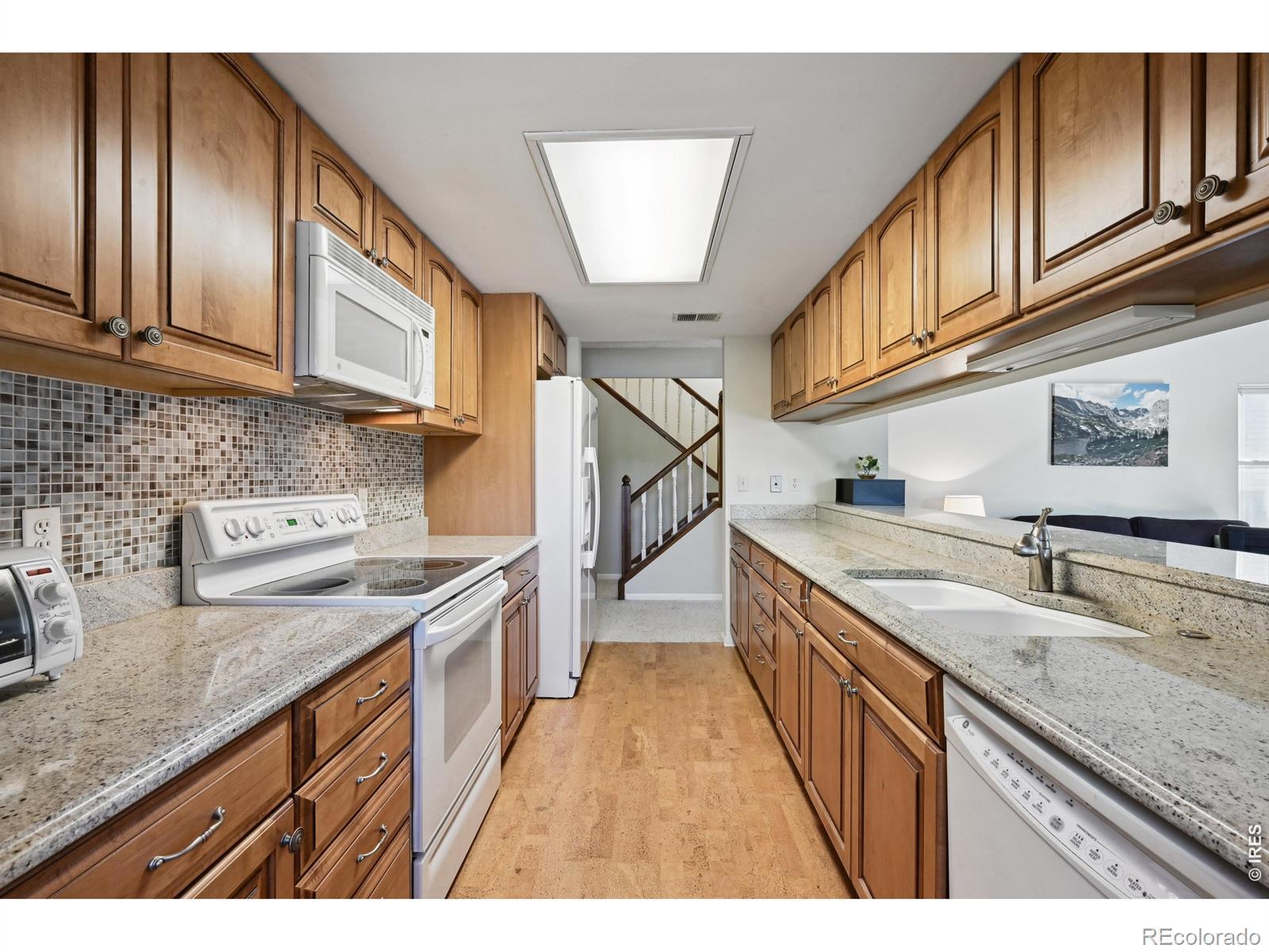 Image 4: Kitchen to Living Areas Image 4: Kitchen to Living Areas