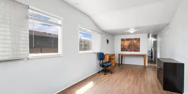 Image 3: Living Room Area Image 3: Living Room Area