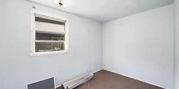 Image 4: Bedroom 1 Image 4: Bedroom 1