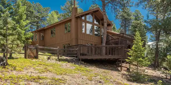 7637 Centaur Drive