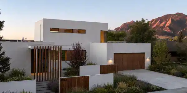 1750 Sunset Boulevard