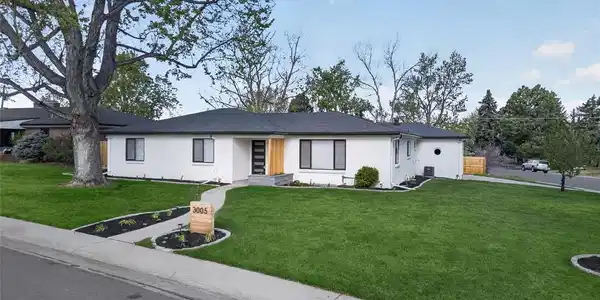 3005 S Race Street