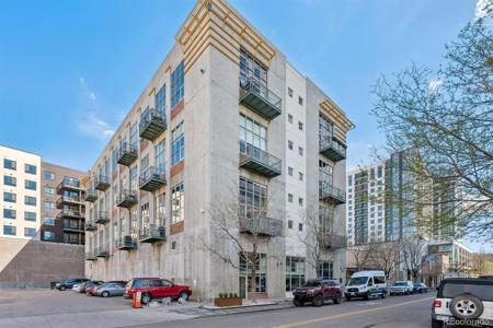 1050 Cherokee Street