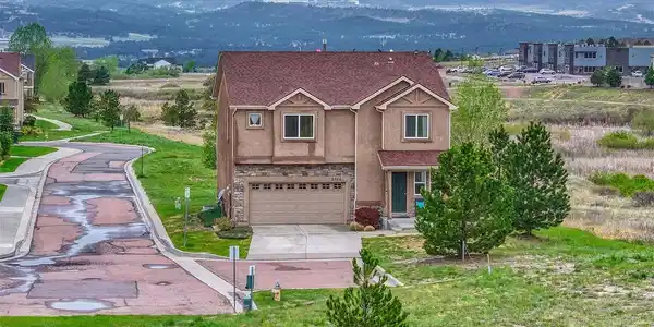 2404 Shady Aspen Drive