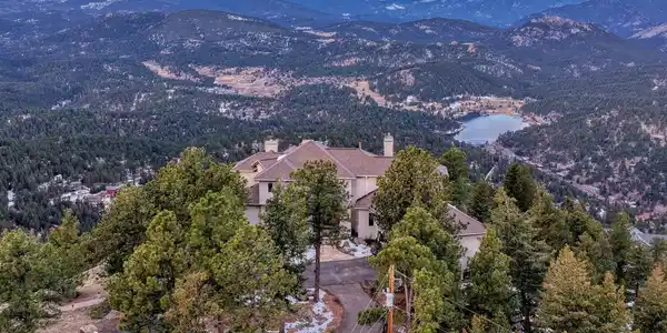 26344 Independence Trail