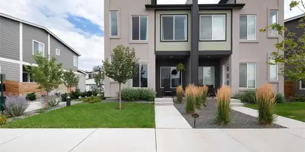 5331 E 63rd Place