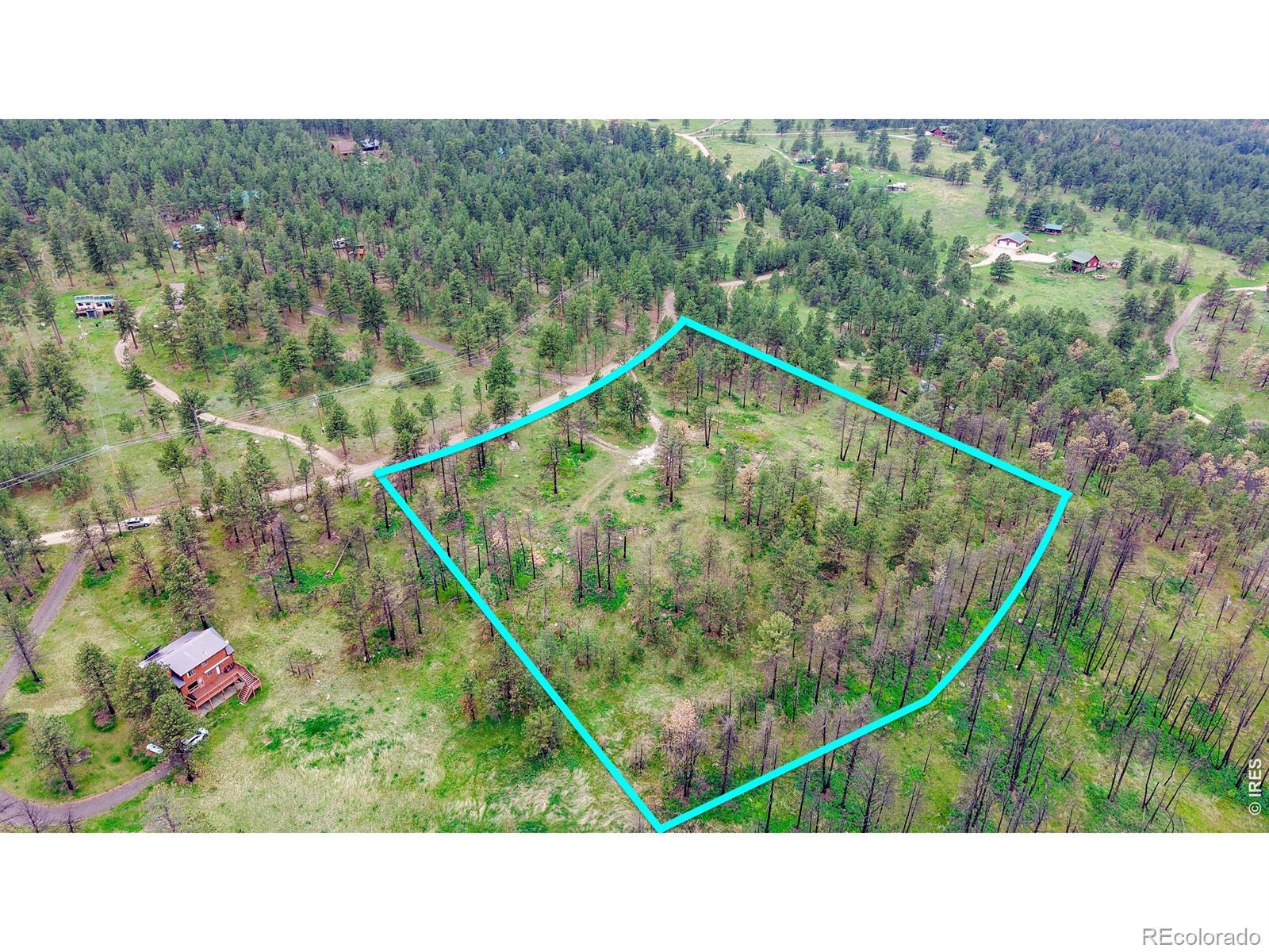 Image 2: Approximate outline of the property boundaries. Image 2: Approximate outline of the property boundaries.