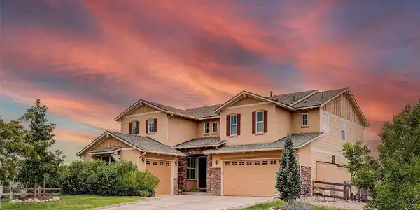 2246 Front Range Court