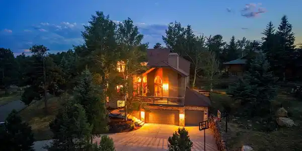 2395 Pine Tree Lane