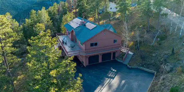 1096 Aspen Drive