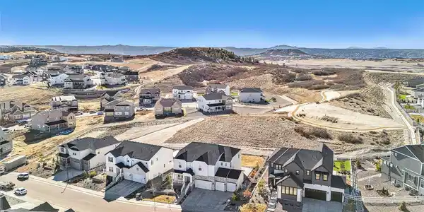 5381 Hickory Oaks Trail