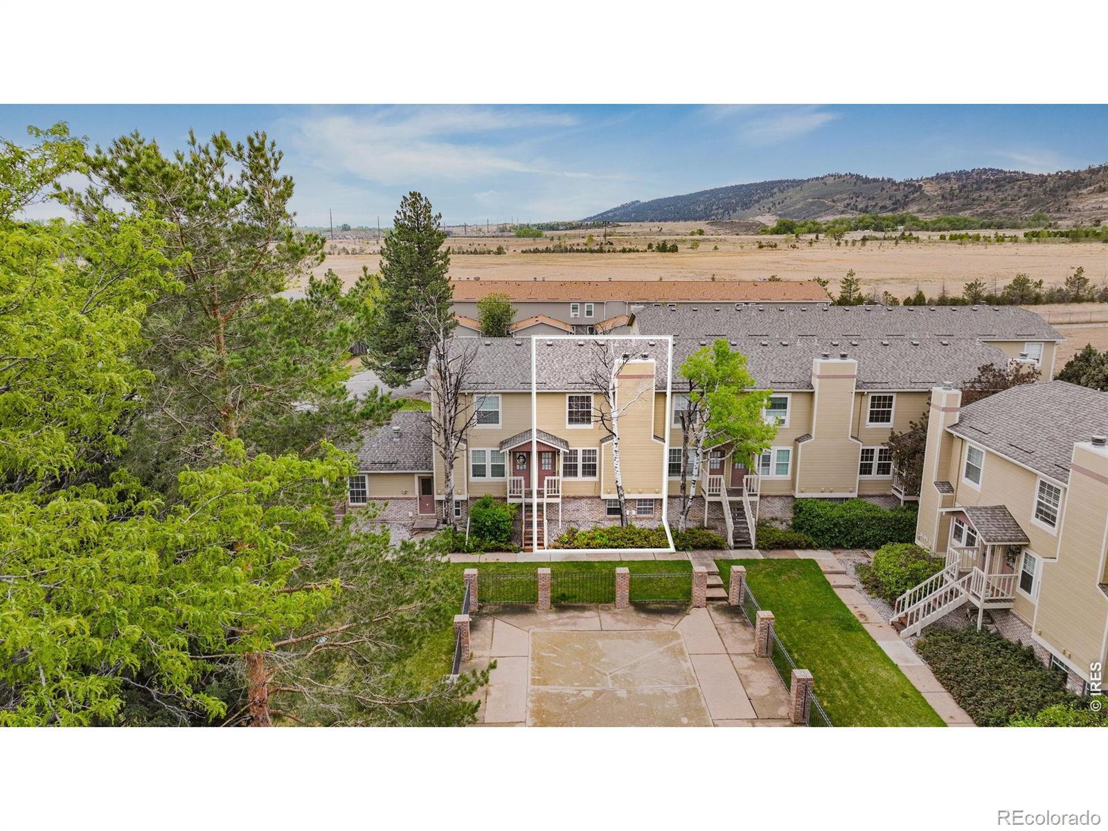 Image 2: The perfect layout with no neighbors above or below for ultimate privacy and peace. Image 2: The perfect layout with no neighbors above or below for ultimate privacy and peace.