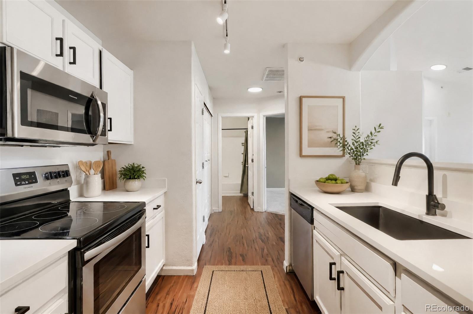 Image 3: Kitchen Virtual Image 3: Kitchen Virtual