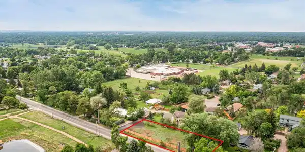 Image 4: .58 of an acre to build on, highlighted in red