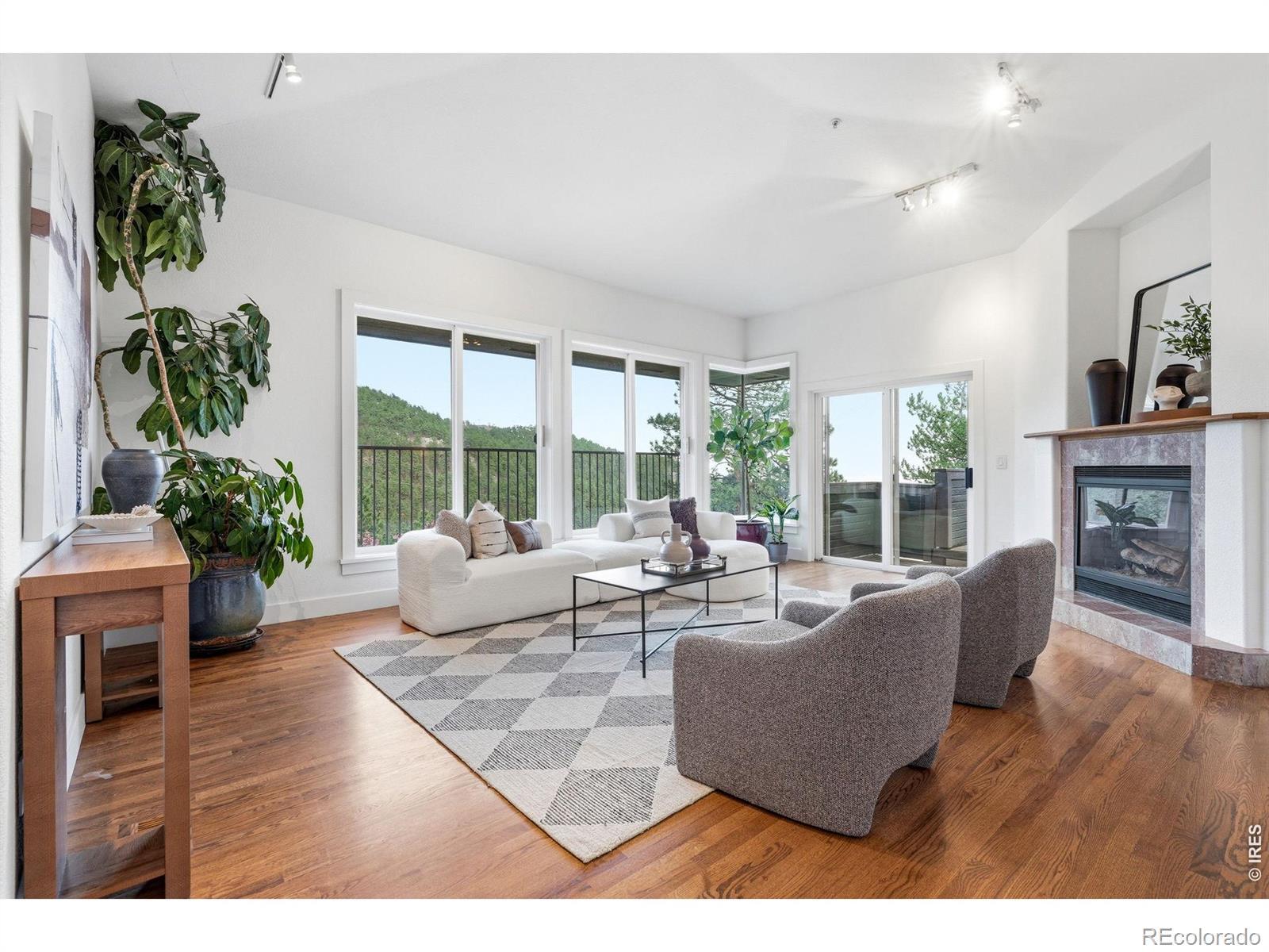 Image 3: Living room Image 3: Living room
