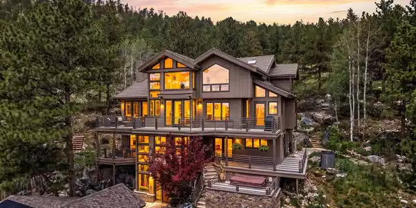 2881 N Lakeridge Trail