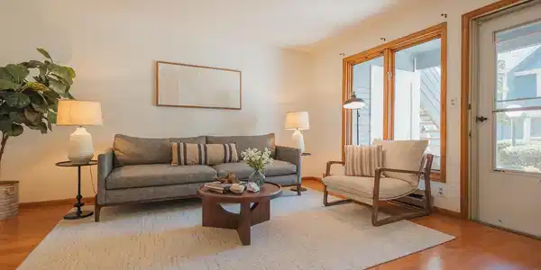 Image 4: Lovely 2 bedroom main floor condo Image 4: Lovely 2 bedroom main floor condo