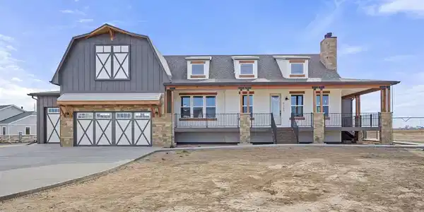 9360 Meadow Farms Drive