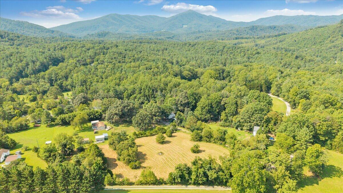 Image 1: 01-DJI_20260810114538_0011_D