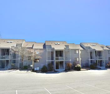 120 Sailors Cove DR