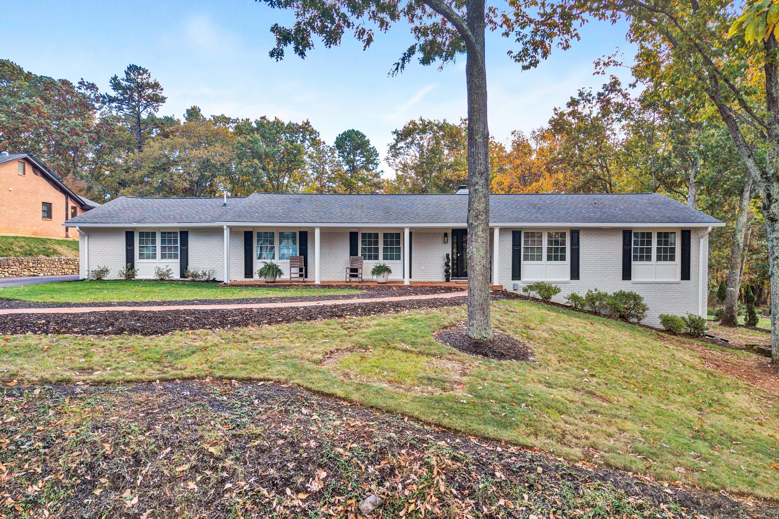 Image 2: 02-SGP-0004