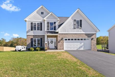 605 Spring Grove DR