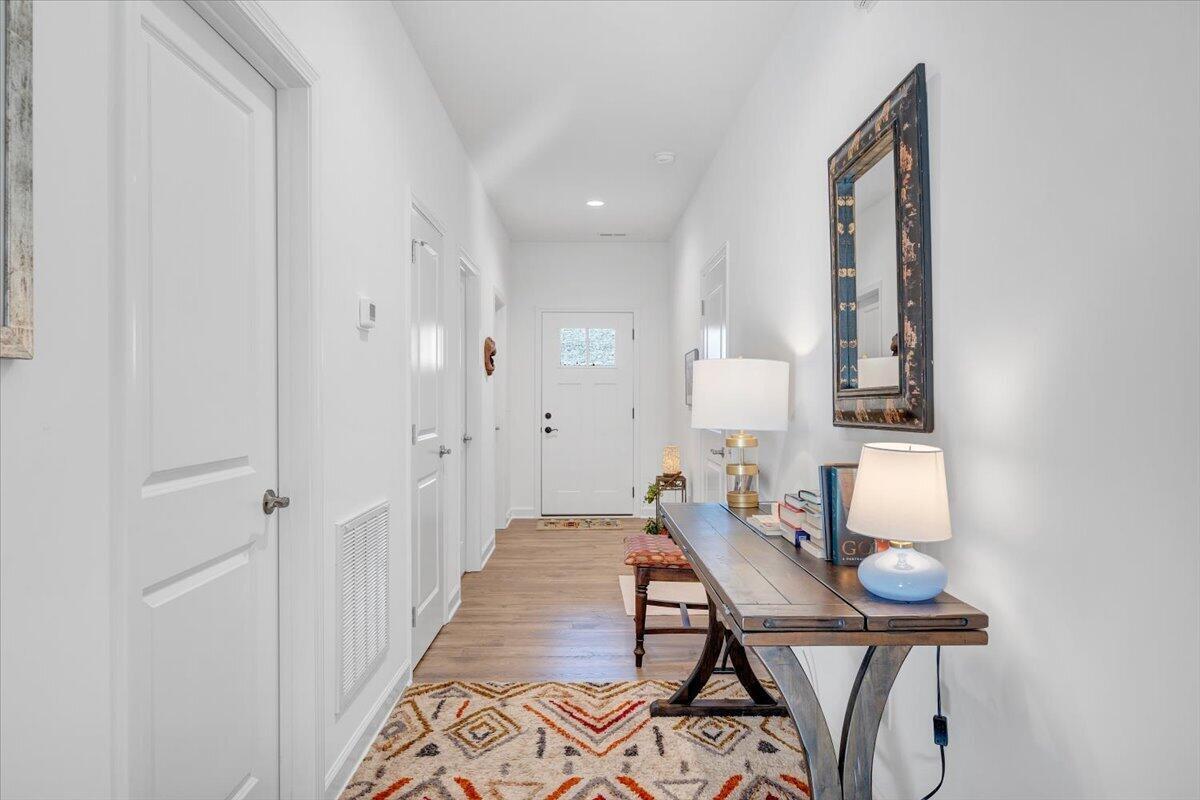 Image 4: 04-MIB01066