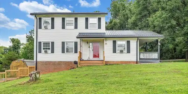 Image 4: 01-MIB03062