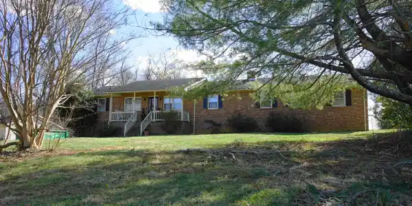 68 Hill DR