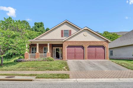 7027 Mountain Spring TRL