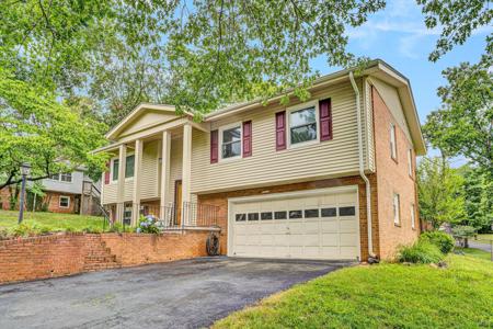 5107 North Spring DR