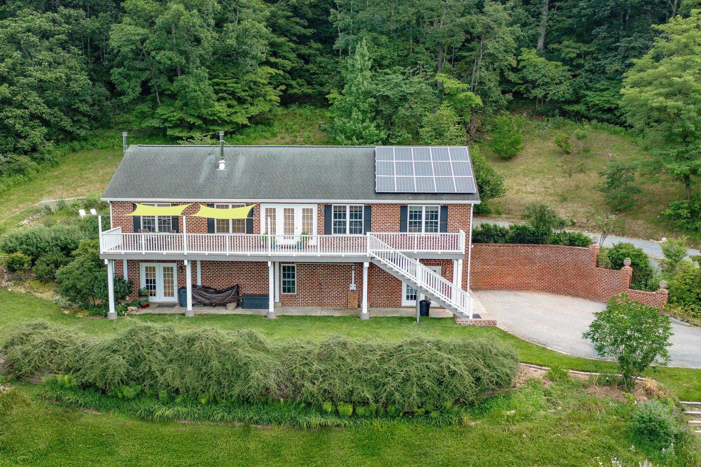 Image 2: 2 825 Still House Dr