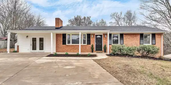 1462 Lakeridge CIR