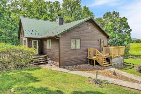 1865 Parrish RD