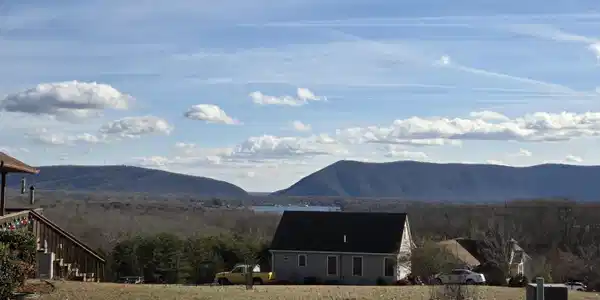 Image 2: Gorgeous Views