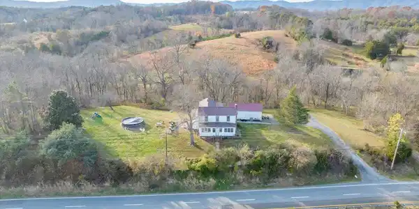 Image 4: 04-DJI_20251113151058_0069_D_MIB