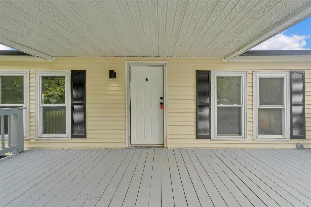 Image 2: 02-MIB05260