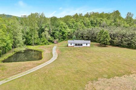 950 Turners Creek RD