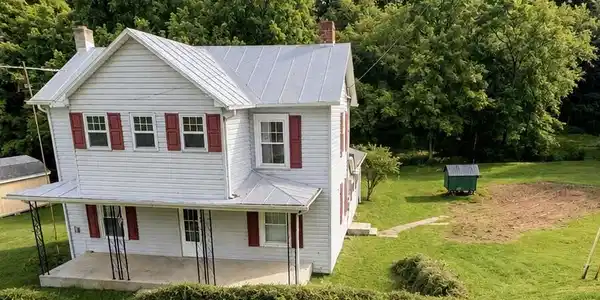 121 Branch RD