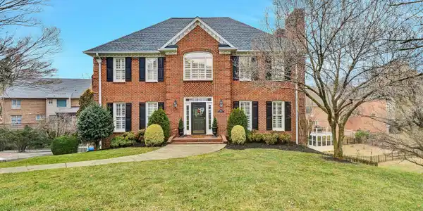 4642 Shrewsbury CT