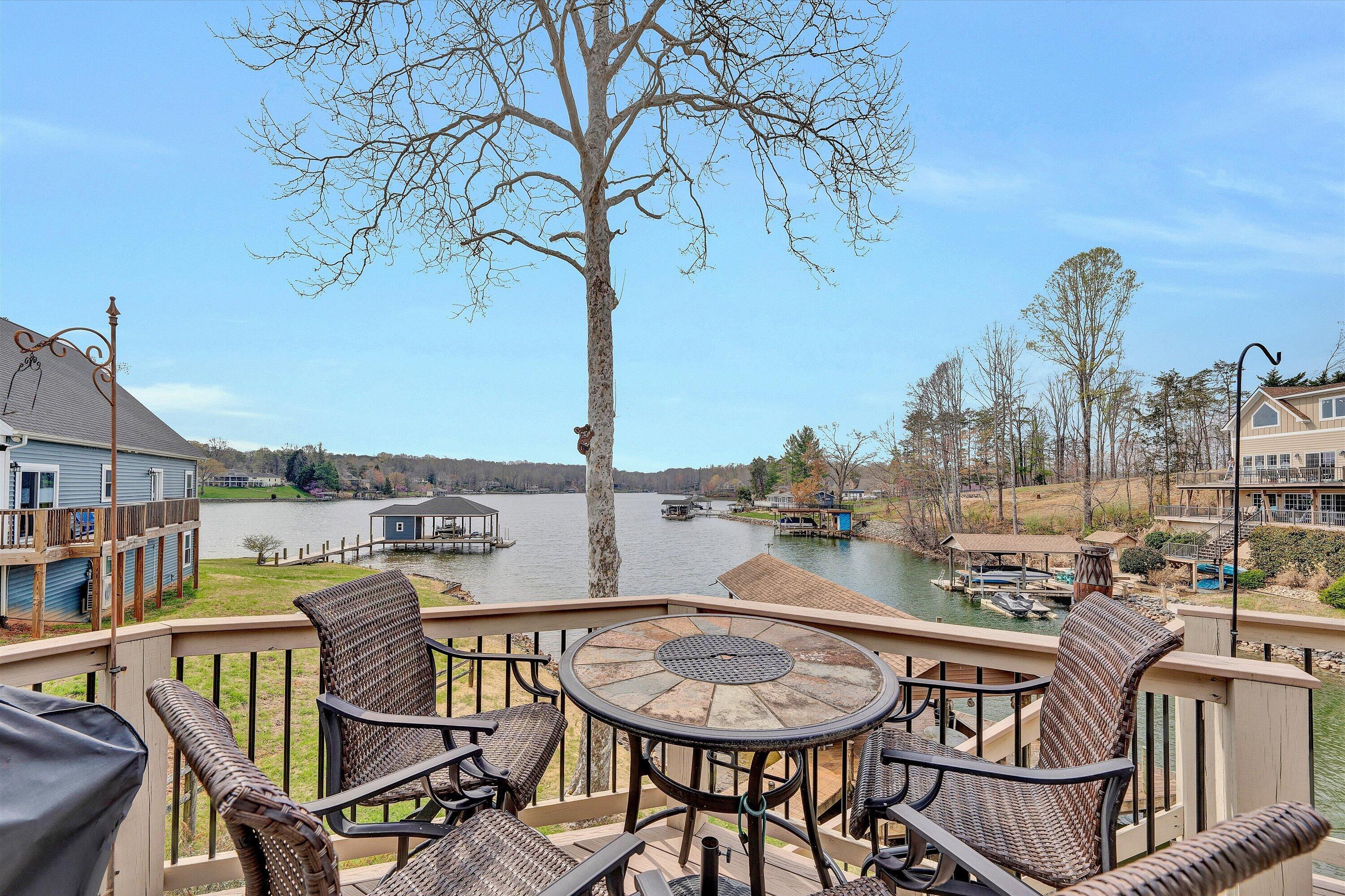 Image 2: 39-DSC00144