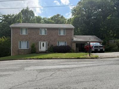3521 Lakeland DR