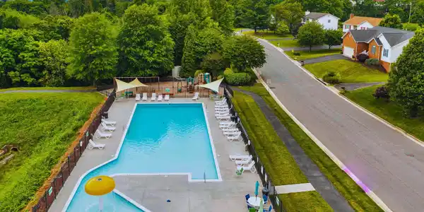 Image 3: 78-4-Community Pool and Playground