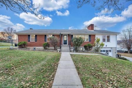 7372 Chester Drive