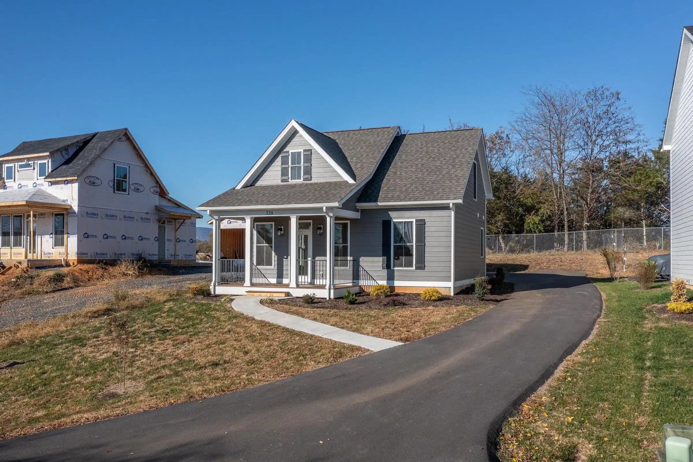 Image 1: Sweet, newly-built home (2025)