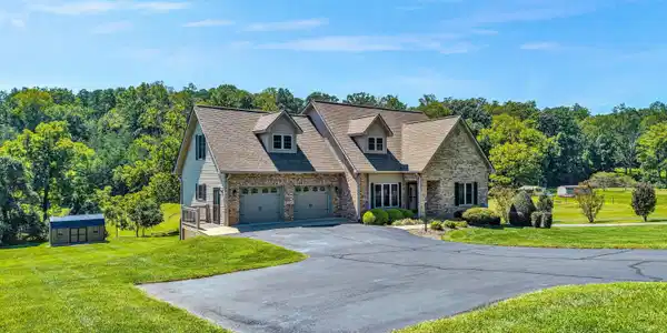 2143 Blue Ridge Springs RD
