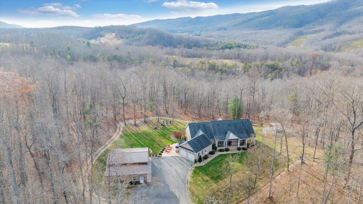 Image 4: 004-DJI_20251114145328_0011_D_MIB