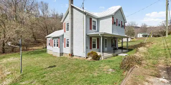 121 Branch RD