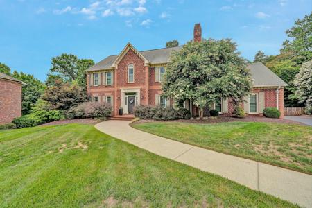 8352 Cardington DR